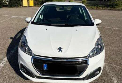 Peugeot 208 1.2i PureTech Style