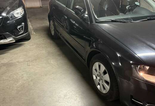 Audi A3 Sportback 1.6 TDi e Attraction Start/Stop DPF