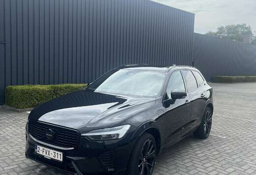 Volvo 2.0 T6 PHEV AWD Plus Dark (257kW)