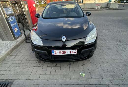 Renault 1.6i TomTom Edition
