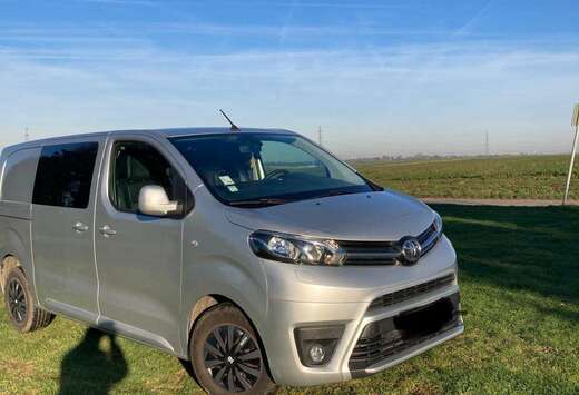Toyota Proace 2.0 D-4D Medium Comfort S