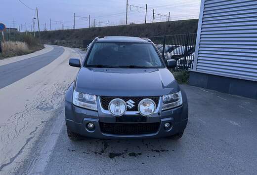 Suzuki 2.0i Luxe ONLY FOR EXPORT AFRIQUE