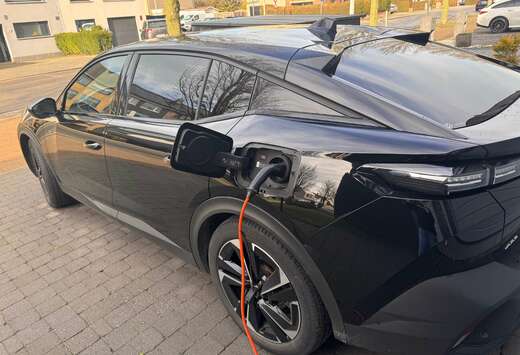 Peugeot 408 PHEV 1.6 Turbo Allure Pack S