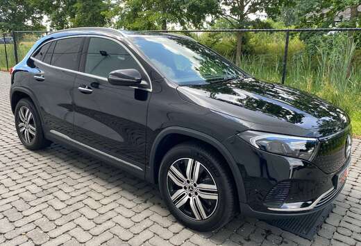 Mercedes-Benz 4Matic Distronic/18\