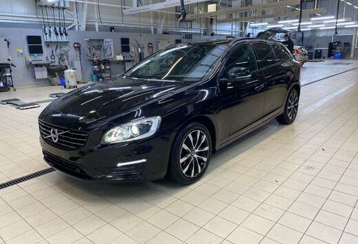 Volvo V60 T3 Momentum