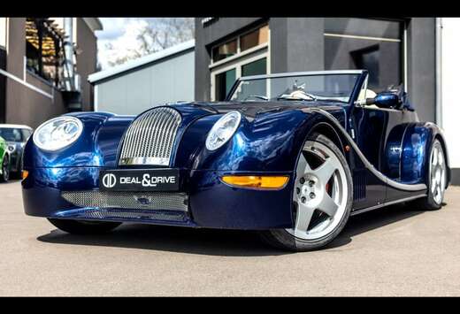 Morgan 4.4 V8 MANUALASTON MARTIN COLOUR MENDIP BLUE