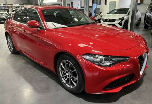 Alfa Romeo 2.0 Turbo 200 HP Auto