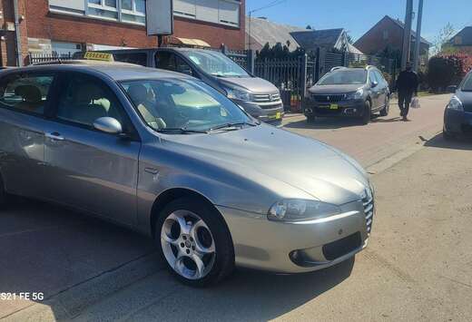 Alfa Romeo 147 2.0i TS Selespeed Boite Automaat