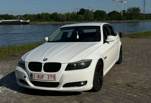 BMW 318i