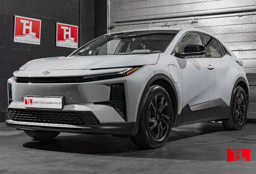 Toyota C-HR  77 kWh 2WD Business Business