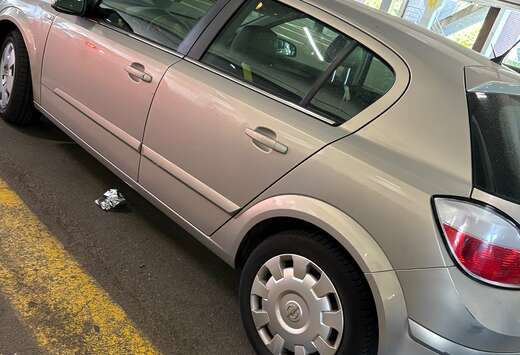 Opel Astra 1.7 DTL CDTi Cosmo