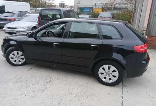 Audi A3 Sportback 1.6 TDi Ambiente Start/Stop DPF