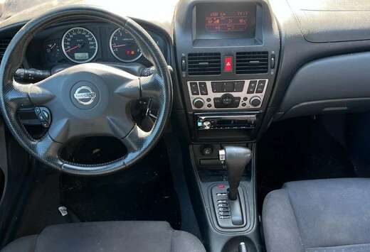 Nissan Almera 1.8i 16v Acenta