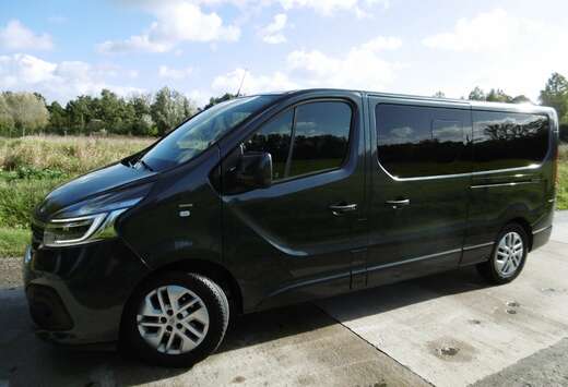 Renault 2.0d   SPACECLASS   9 plaatsen netto: 21480 e ...