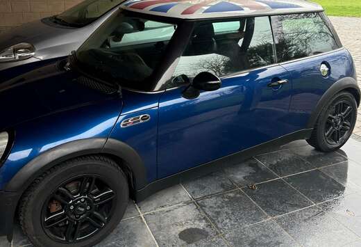 MINI Mini 1.6i 16v Cooper