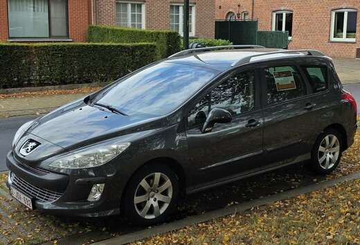 Peugeot SW 120 VTi Automatik