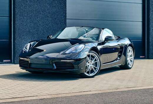 Porsche Boxster PDK / 20\