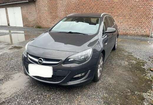 Opel Sports Tourer 1.4 Turbo Design Edition