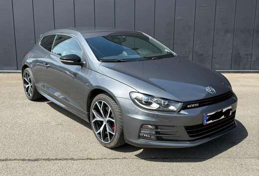 Volkswagen Scirocco 2.0 TSI DSG