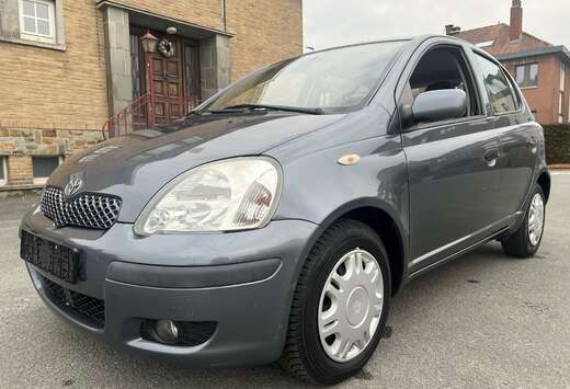 Toyota 65 VVT-i Bleue