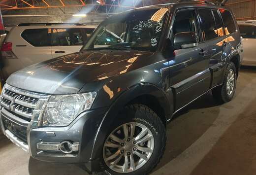 Mitsubishi Pajero 3.2 DI-D Invite