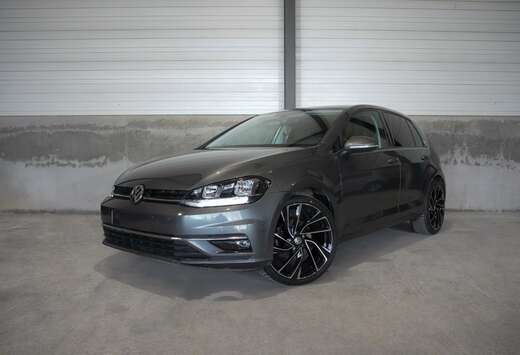 Volkswagen  19\' R-LINE  APPLE CARPLAY  BLACK PACKTVA