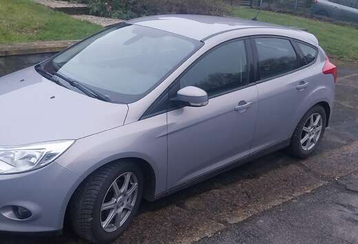 Ford Focus 1.0 EcoBoost ECOnetic Tech. Titanium