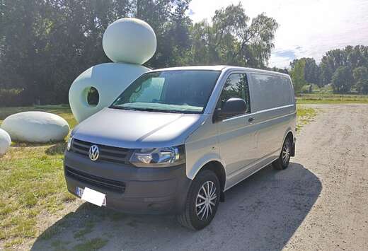 Volkswagen 2.0 CR TDi Blue MT Baseline