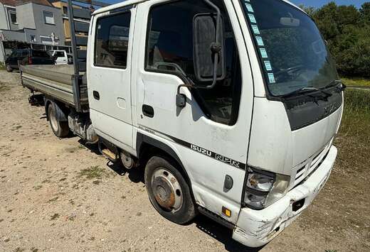 Isuzu 77