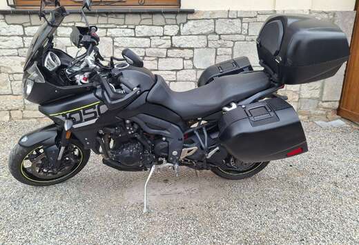 Triumph 1050 sport