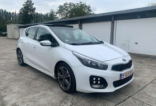 Kia 1.6 CRDi GT Line Sport - Pano - Boîte Auto