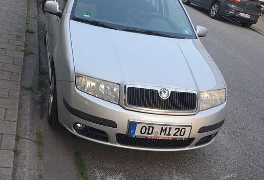 Skoda Combi 1.4 16V - 75 Confort