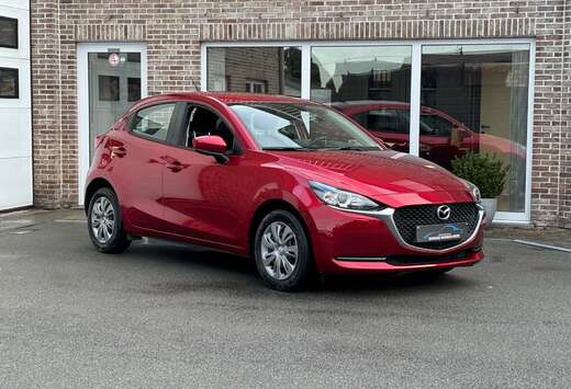 Mazda 2 1.5 SKY-G / Camera / Apple / 22000km / 12m wb