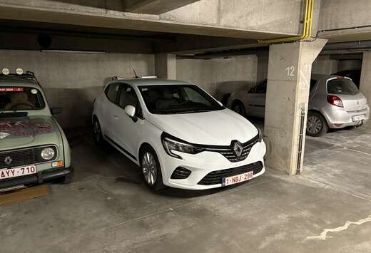 Renault Intens E-Tech Hybrid