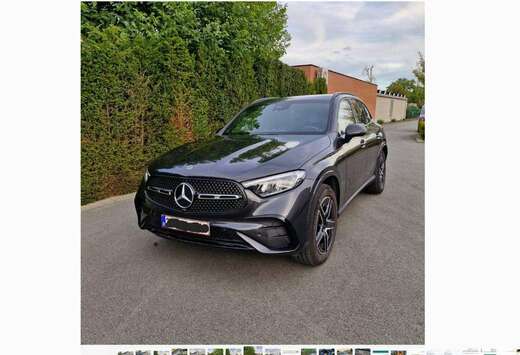 Mercedes-Benz AMG LINE