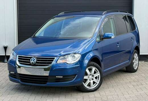 Volkswagen Vw Touran 7 places 1.4 TSI Essence DSG Aut ...