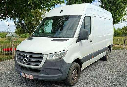 Mercedes-Benz 316 2.1 CDI L2H2 RWD 7G-tronic Plus