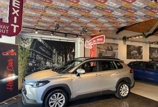 Toyota Hybrid 1.8 2WD Dynamic e-CVT *TVA * CAMERA * G ...