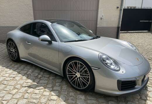 Porsche 911 Carrera 4S 3.0 Turbo Coupé PDK