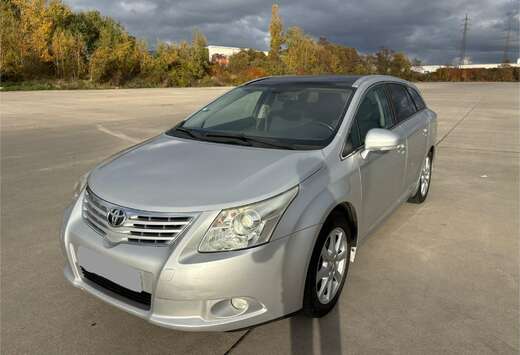 Toyota SW 150 D-4D FAP Lounge