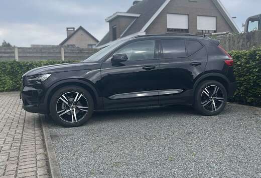 Volvo T4 Geartronic Momentum Pro