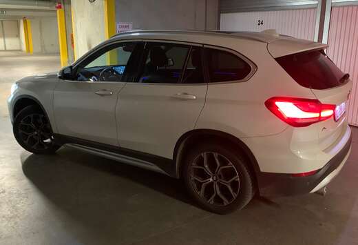 BMW X1 1.5i sDrive18-SPORT,NAVIGATIE,LEDER,FULL LED