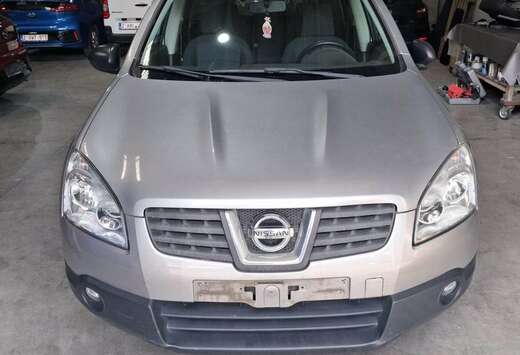 Nissan Qashqai 1.6i 2WD Tekna Nissan Connect