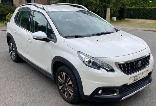 Peugeot 2008 1.2 PureTech Signature S