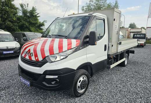 Iveco 2.3D TVAC // 3 PLACES / GARANTIE 1 AN //
