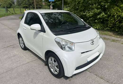 Toyota iQ 1.0i VVT-i Sol