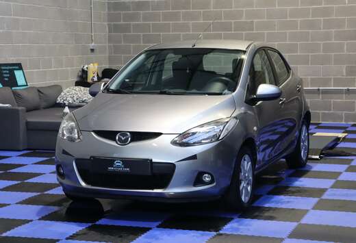 Mazda 2 1.3i Groove