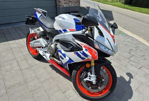 Limited edition nr 358/1500  showroom staat!