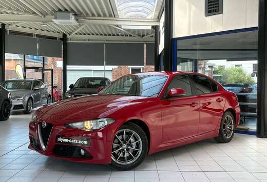 Alfa Romeo Giulia 2.2 JTDm *CUIR * GPS * CAMERA * PDC ...