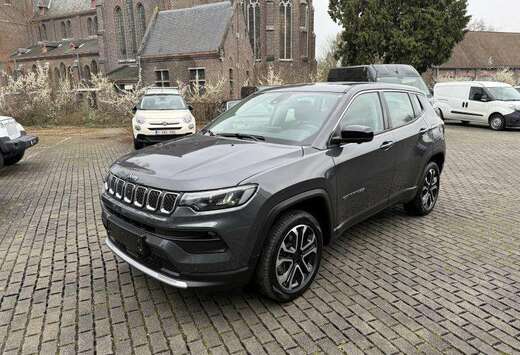 Jeep 27990€  Altitude